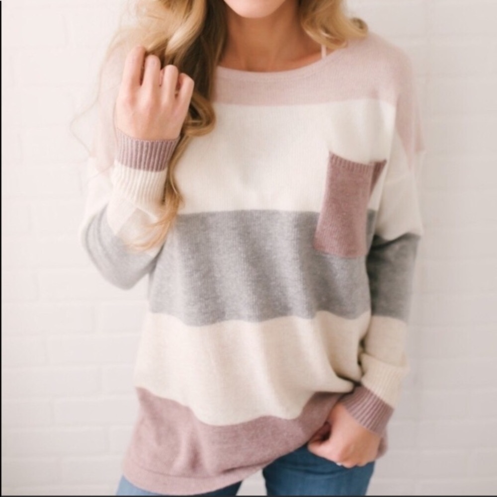 Colorblock Long Sleeve Top - Picture 2 of 5
